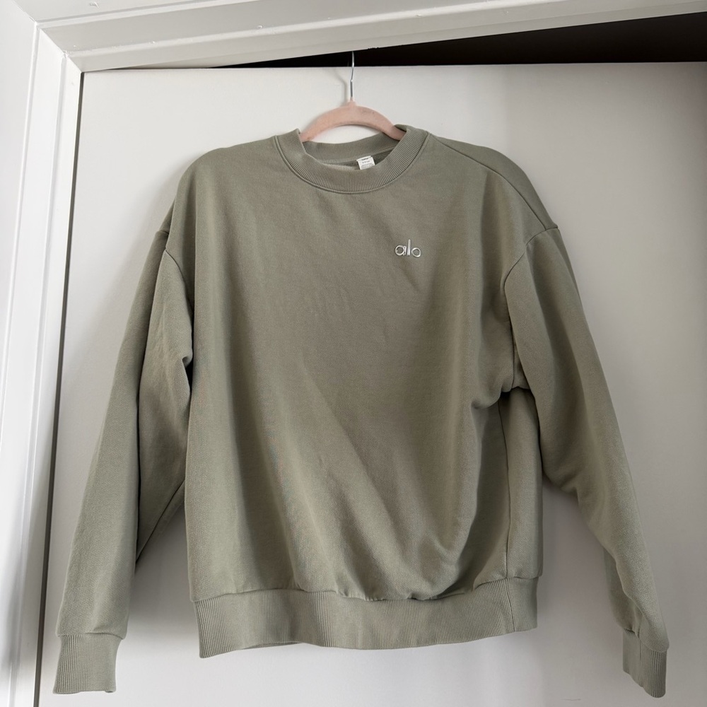 ALO Yoga Limestone Green Accolade Sweater - Picture 2 of 3